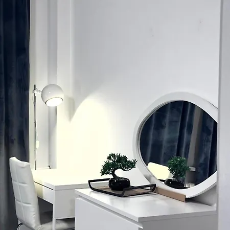 Kassel - Modernes In Mit Parkplatz & Wlan - Onen8 *