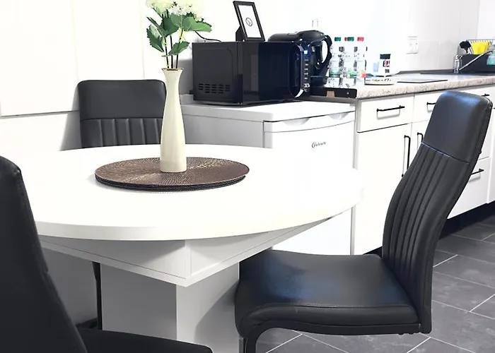 Kassel - Modernes In Mit Parkplatz & Wlan - Onen8 Apartamento